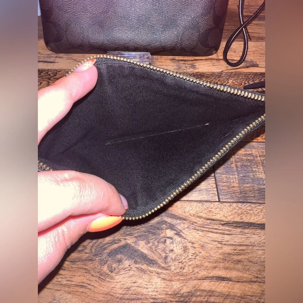 Elegant Black & Brown Coach Wristlet Double Pouch GUC - Picture 7 of 9